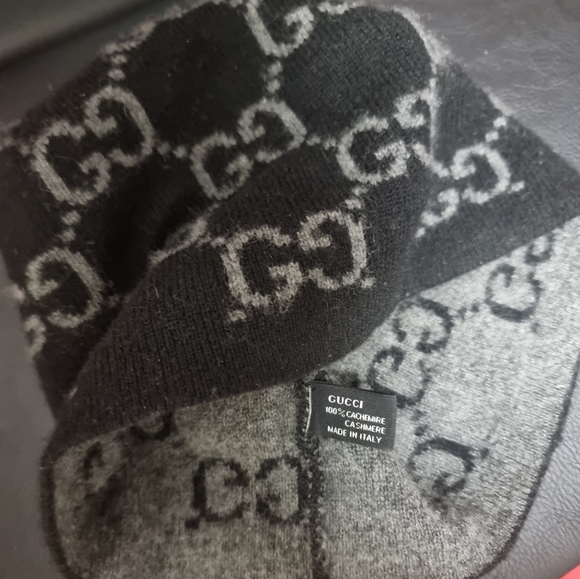 Black Gucci Beanie - Picture 2 of 2